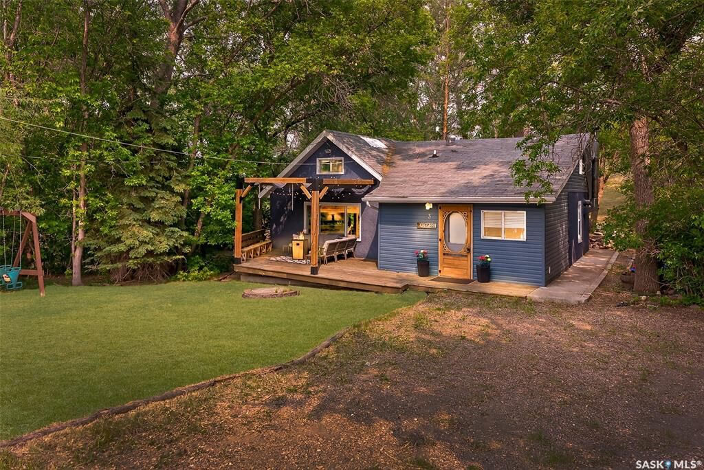 Property Photo:  3 Elliott Drive  SK S6H 7W6 