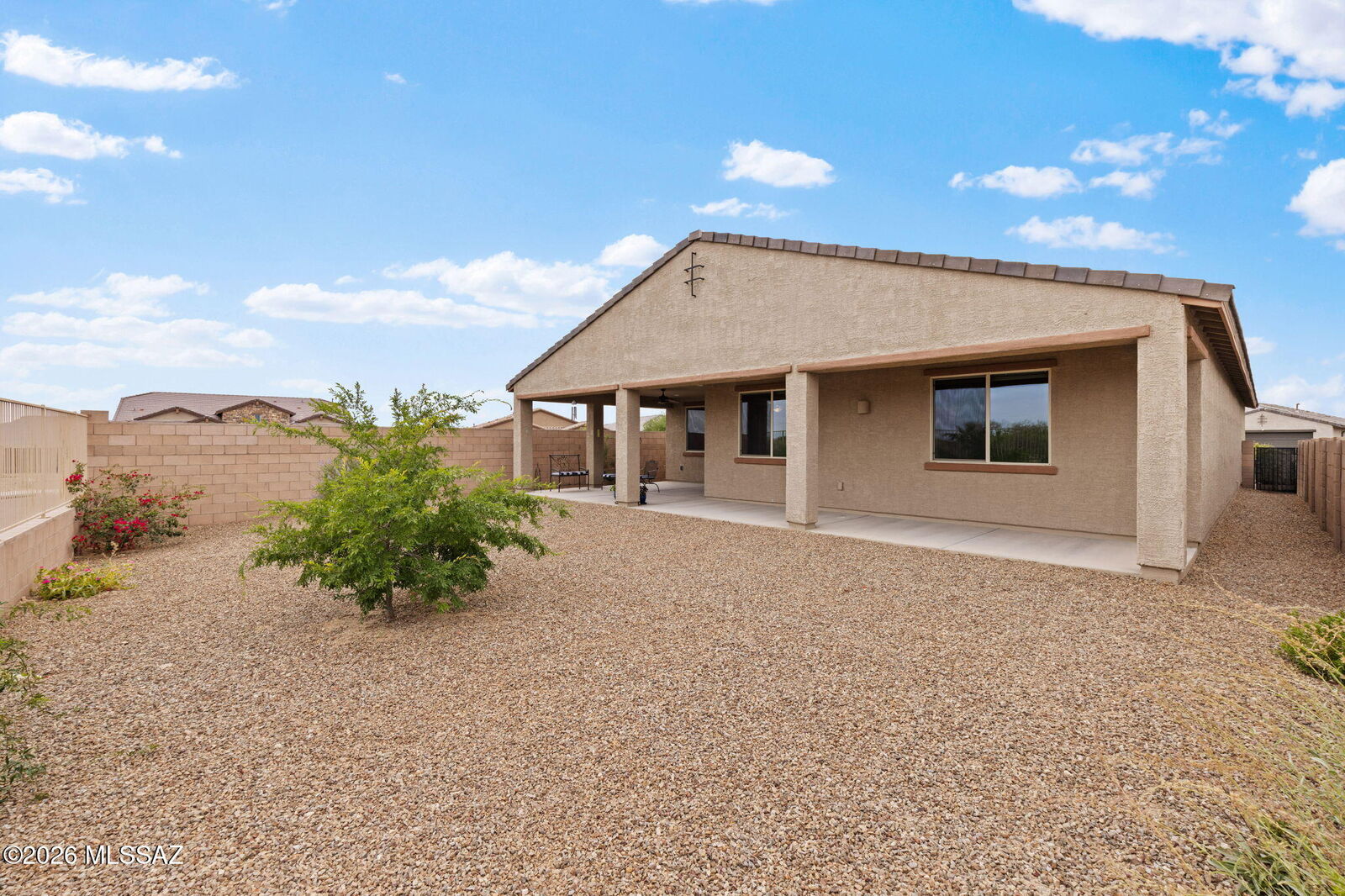 Property Photo:  5499 W Windmill Farm  AZ 85742 