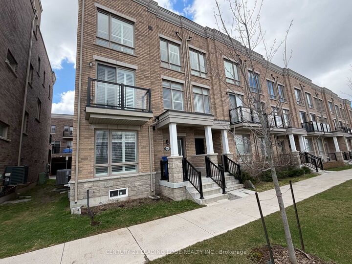 Property Photo:  6863 Main Street  ON L4A 4X2 