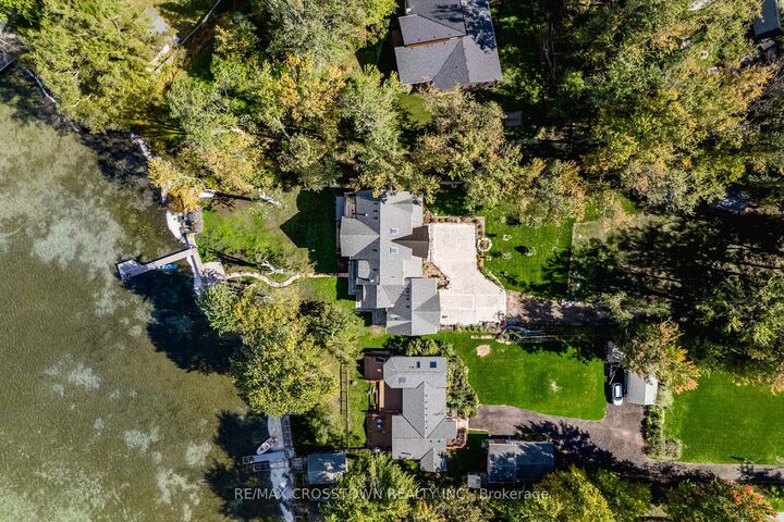178 Moores Beach Road — photo 1