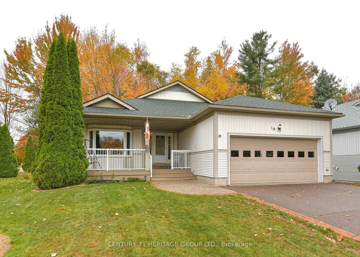 Property Photo: 19 Springwood Crescent ON P1P 1Z1