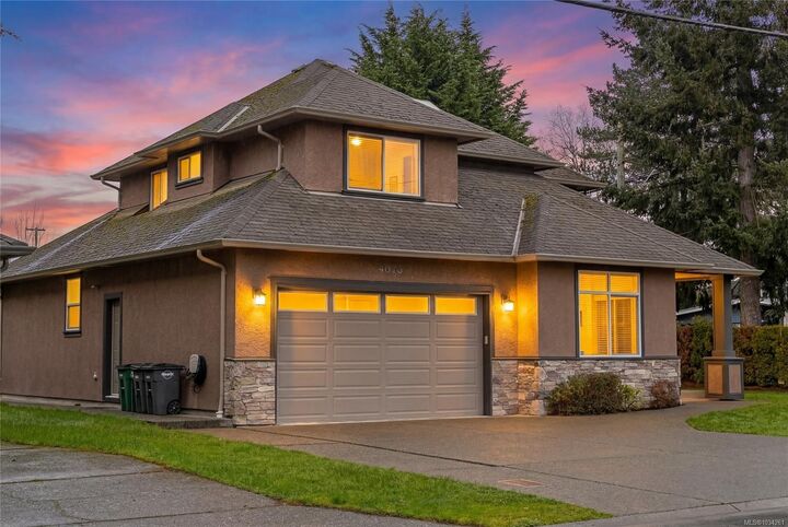 Property Photo:  4073 Longview Dr  BC V8N 2K6 