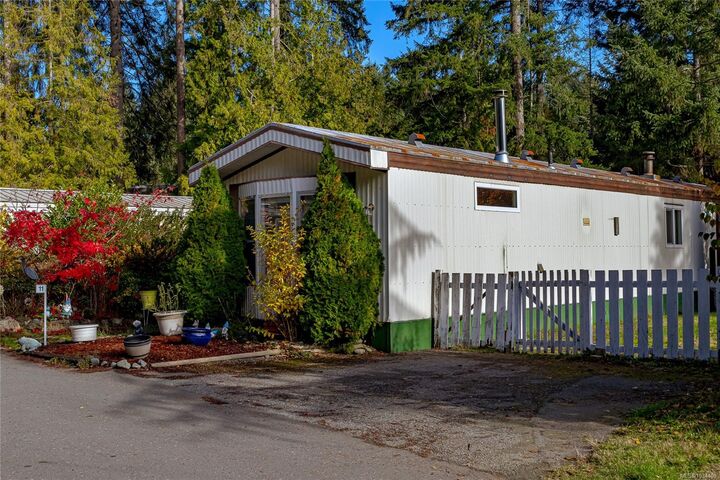 Property Photo: 3640 Trans Canada Hwy 11 BC V8H 0A2