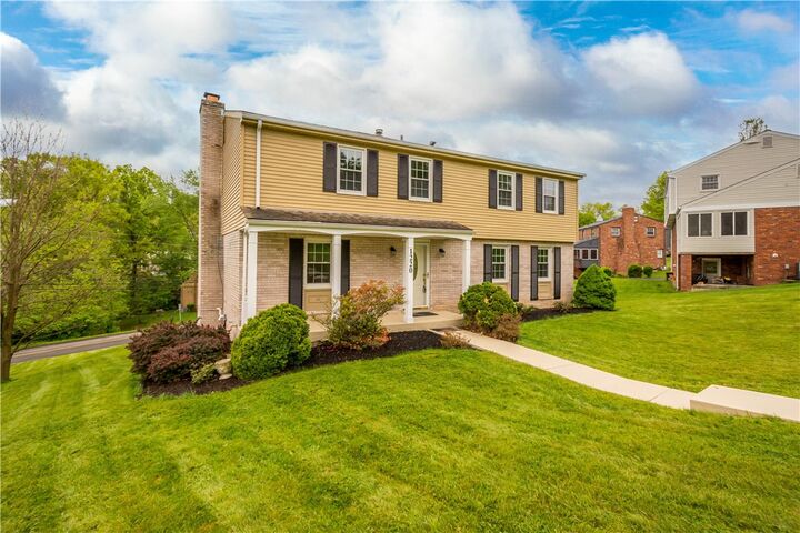 Property Photo:  1220 Tiffany Circle  PA 15241 