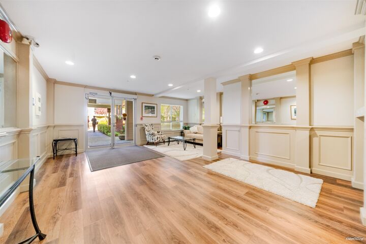 Property Photo: 2167 152 Street 305 BC V4A 4P1