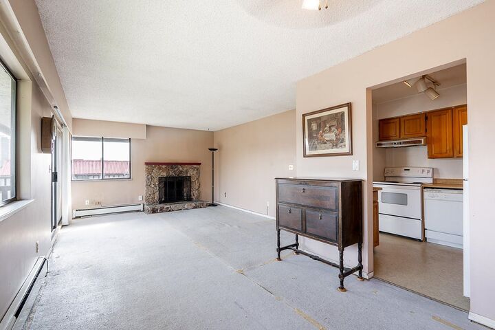 Property Photo: 316 Cedar Street 310 BC V3L 3P1