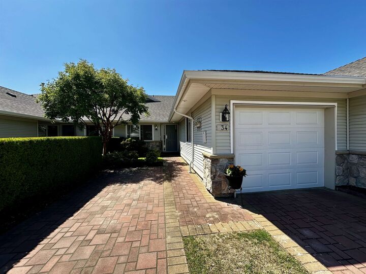 Property Photo: 17516 4 Avenue 34 BC V3S 0R9