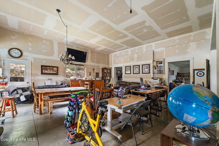 Property Photo:  2636 Barnhardt Rd  ID 83809 