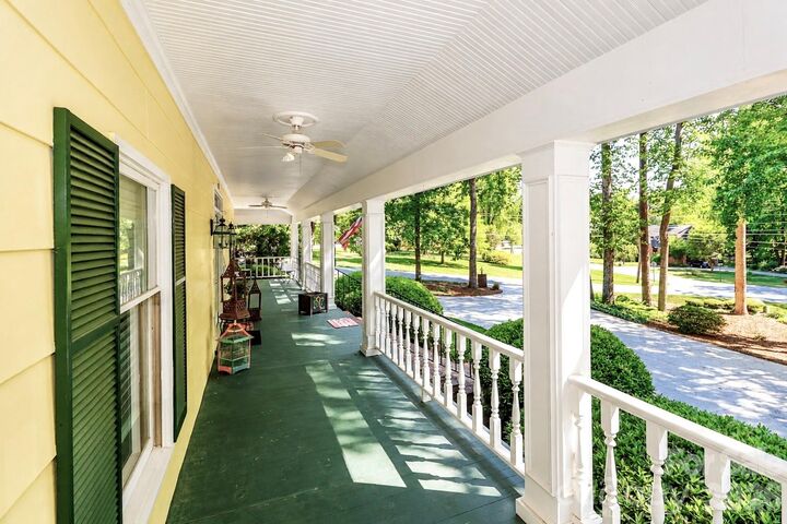 Property Photo:  361 Gleneagles Road W  NC 28625 