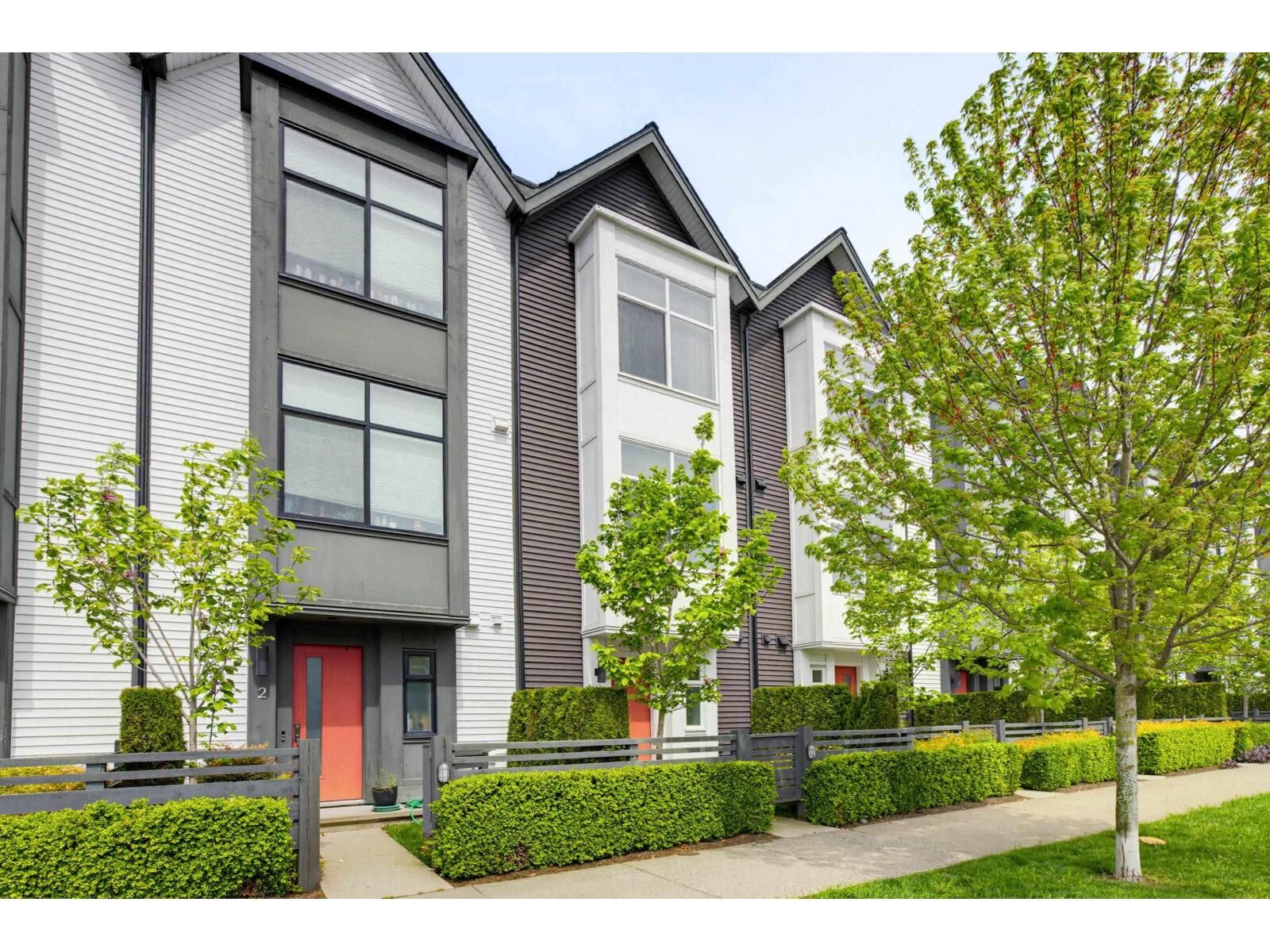 Property Photo:  17555 57A Avenue 3  BC V3S 7V2 