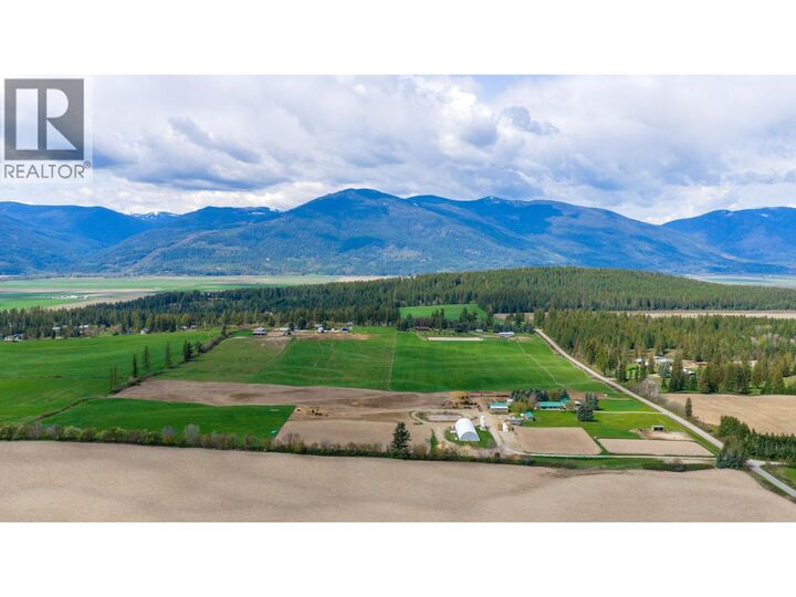 Property Photo: 2315 16th Street BC V0B 1G2