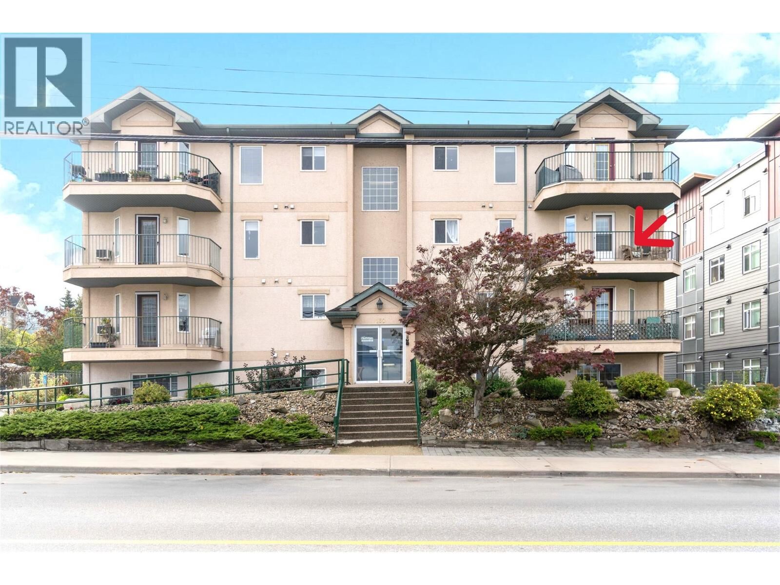 Property Photo: 160 5th Avenue Southwest 301 BC V1E 1R4