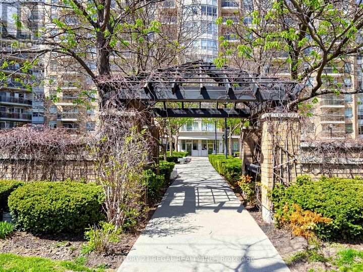 Property Photo: 650 Lawrence Avenue West 336 ON M6A 3E8