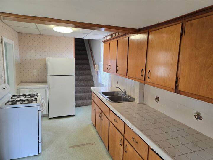 Property Photo:  135-137 Meadville Street  PA 16412 