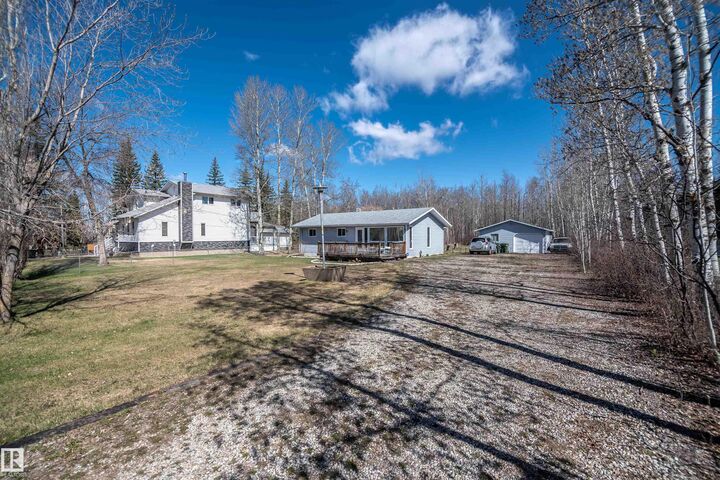Property Photo:  4912 49A Avenue  AB T0E 0A0 