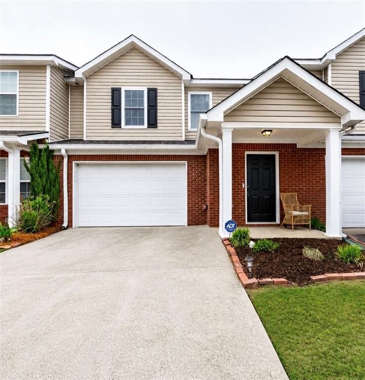 Property Photo:  403 Tara Commons Circle  GA 30052 