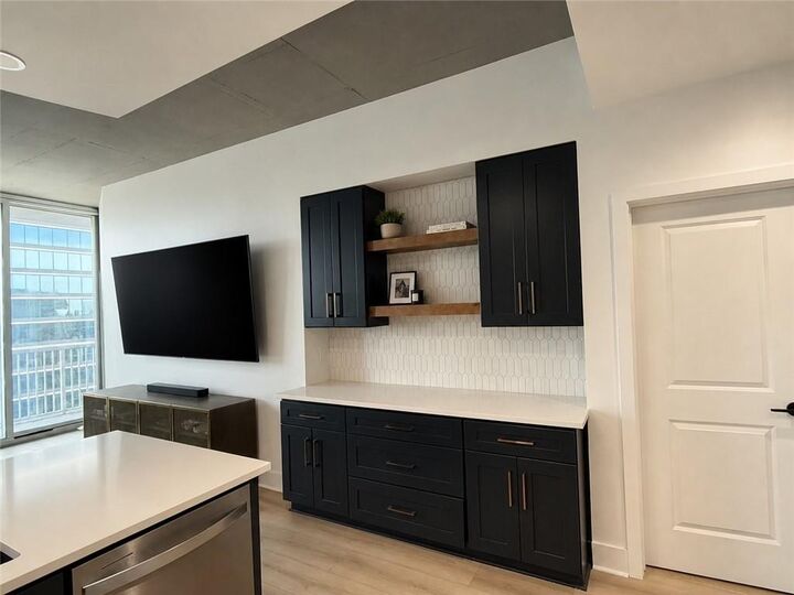 Property Photo:  855 Peachtree Street NE 2210  GA 30308 