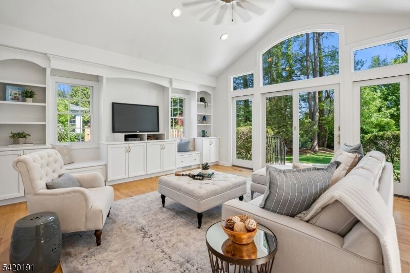 Property Photo:  30 Winding Way  NJ 07940 