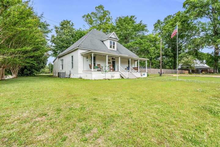 Property Photo: 25 Edwards Street MS 39769
