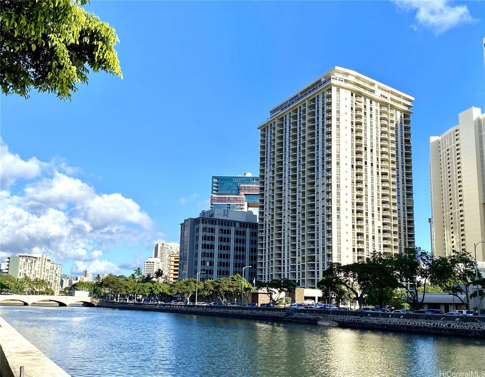 Property Photo:  1717 Ala Wai Boulevard 1602  HI 96815 