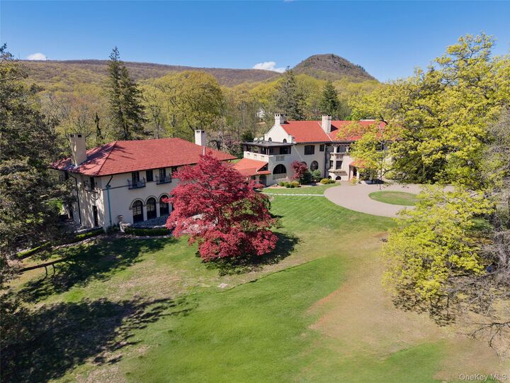 Property Photo:  14 Castleton Drive  NY 10930 