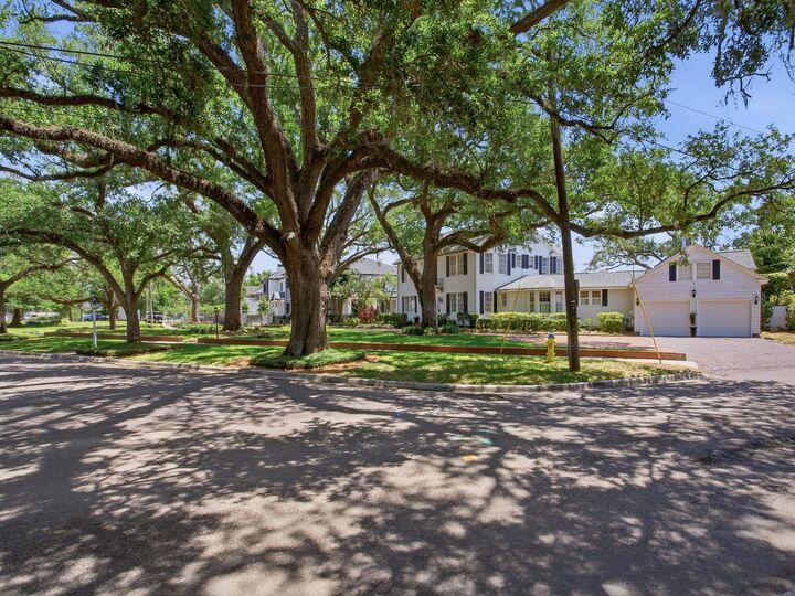 Property Photo:  3424 Jean Circle  FL 33629 
