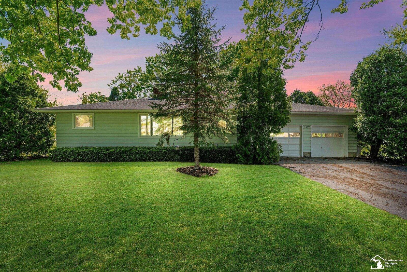 Property Photo:  1880 Meadow Drive  MI 48162 