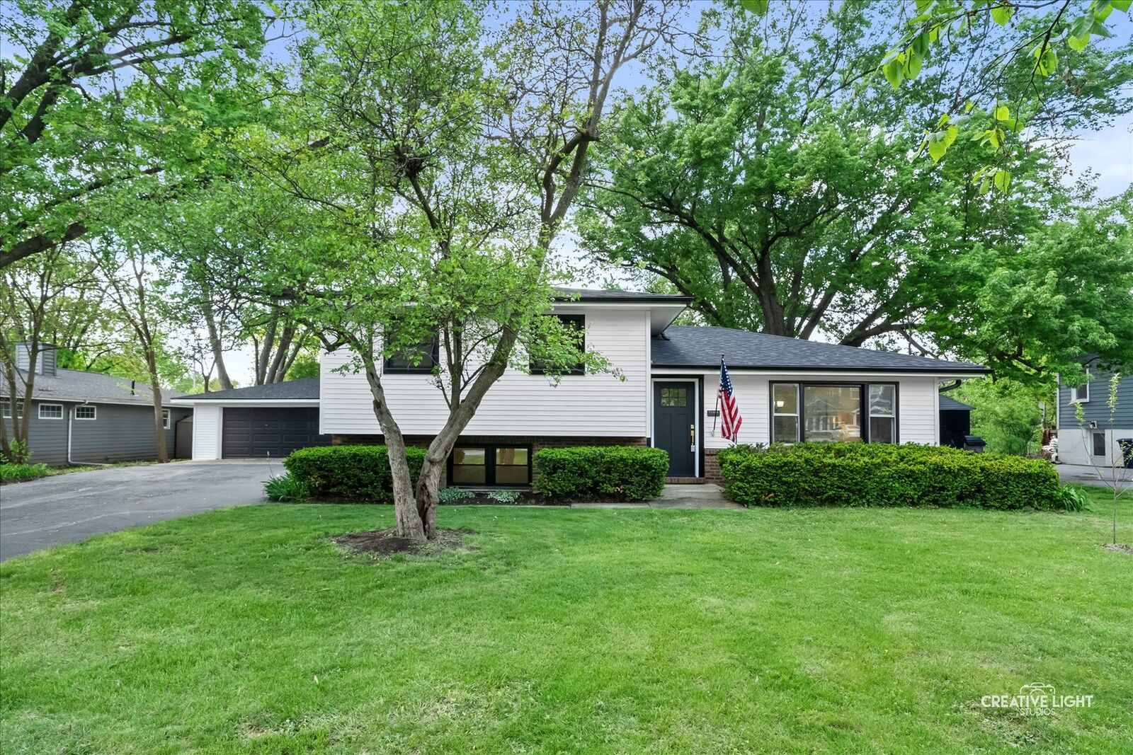 Property Photo: 5S464 Sherman Avenue IL 60563