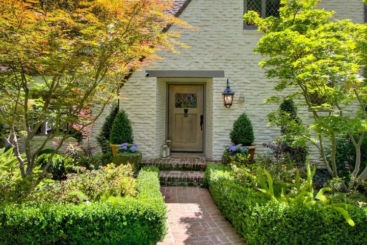 Property Photo:  450 Crocker Road  CA 95864 