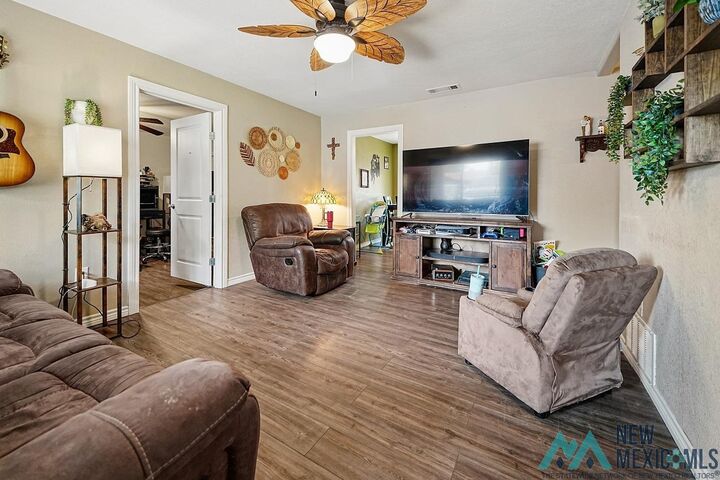 Property Photo:  1018 N Sixth Street  NM 88220 