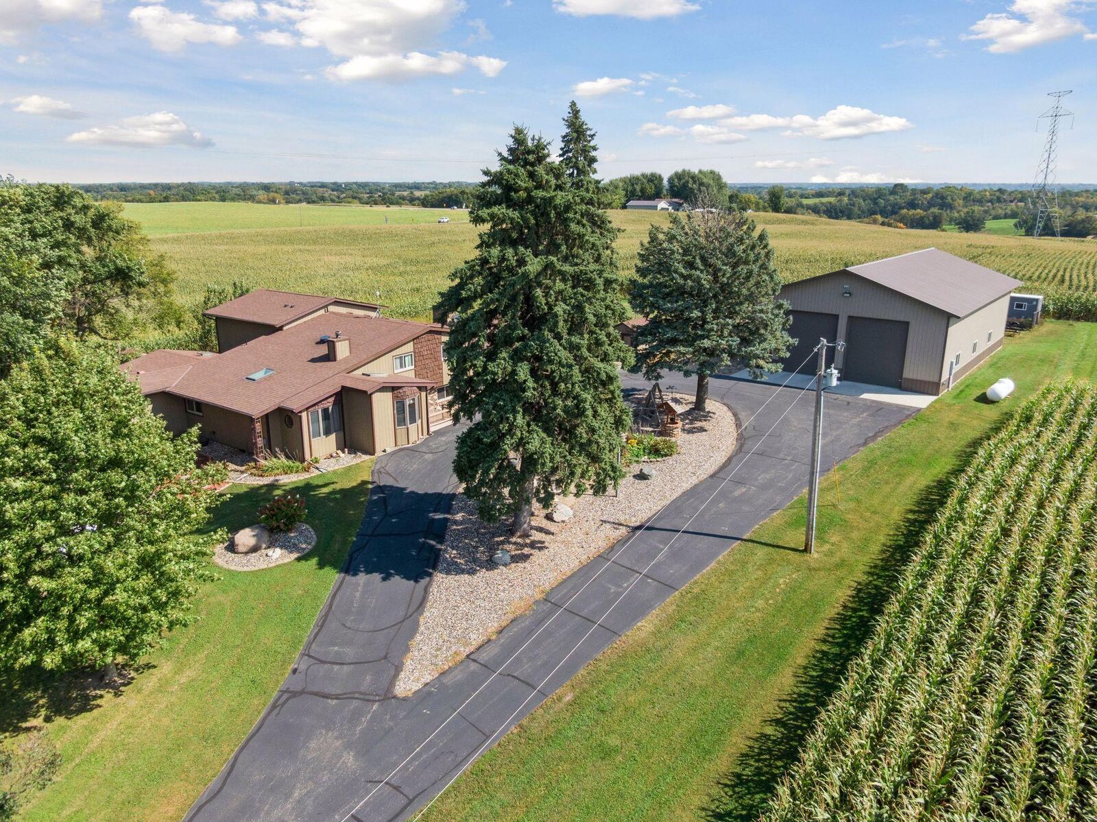 Property Photo:  104 Dempsey Avenue SW  MN 55313 