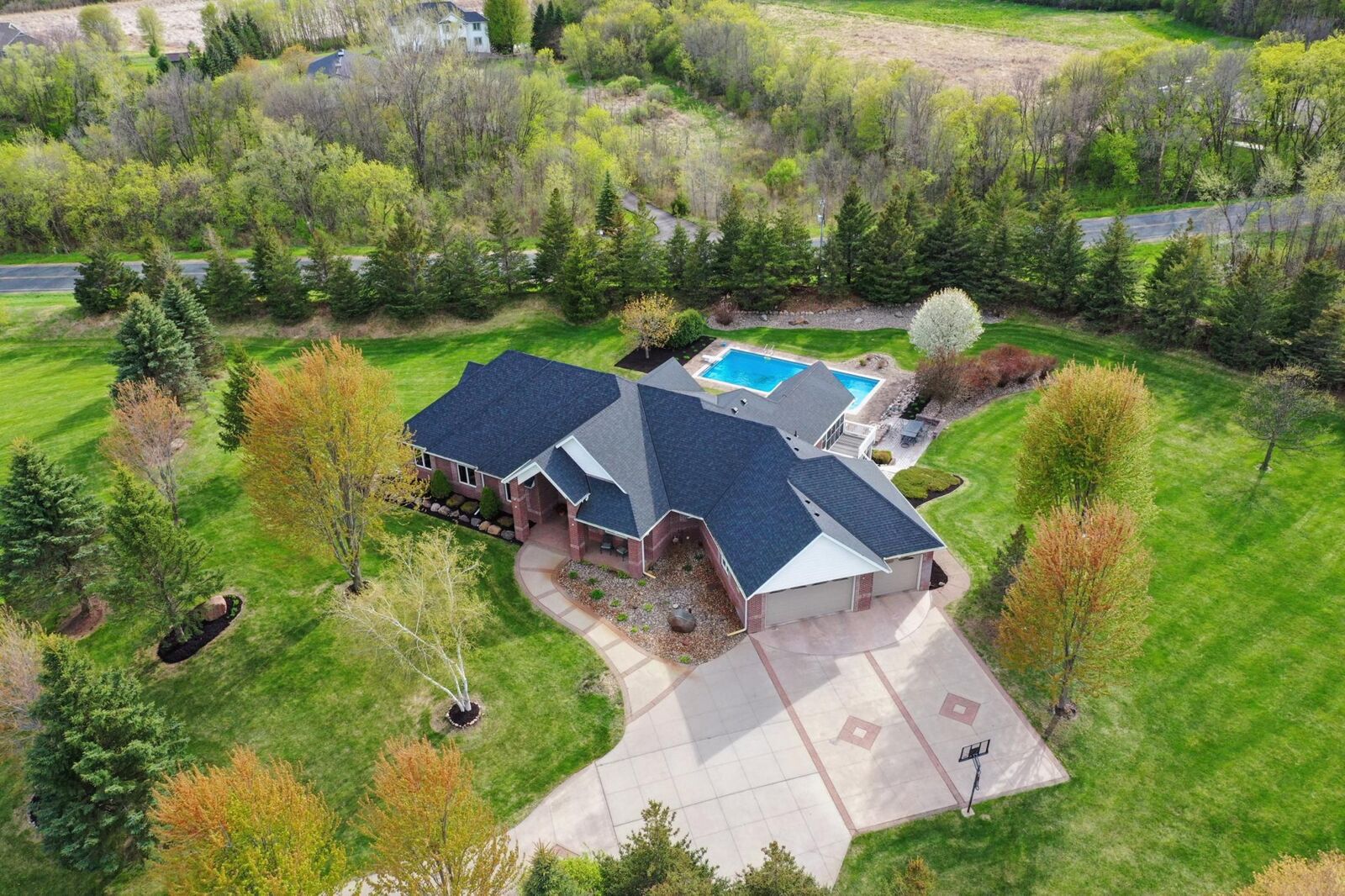 Property Photo:  4700 Covey Trail  MN 55340 