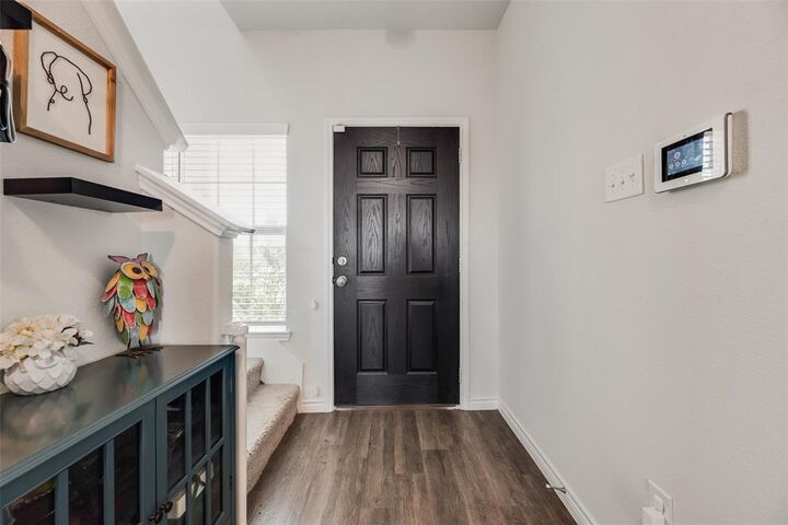 Property Photo:  1208 Starling Lane  TX 75119 
