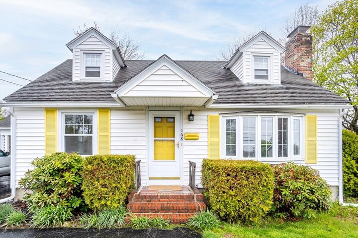 Property Photo: 168 Apricot St MA 01603