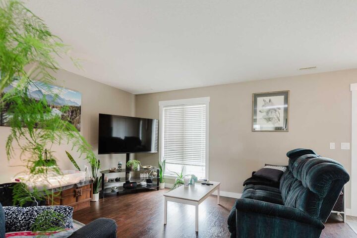 Property Photo: 11553 75 Avenue AB T8W 0J3