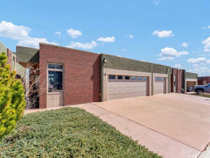 Property Photo: 16 Palisades Mews NE AB T1C 2B5