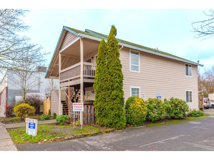 Property Photo: 14937 SE Stark St OR 97233