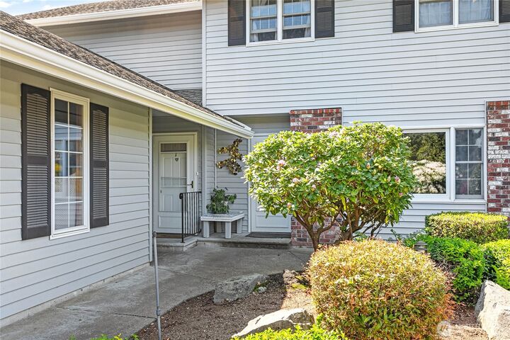 Property Photo:  1843  Main Street A1  WA 98264 
