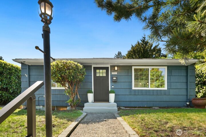 Property Photo:  3413  48th Avenue SW  WA 98116 