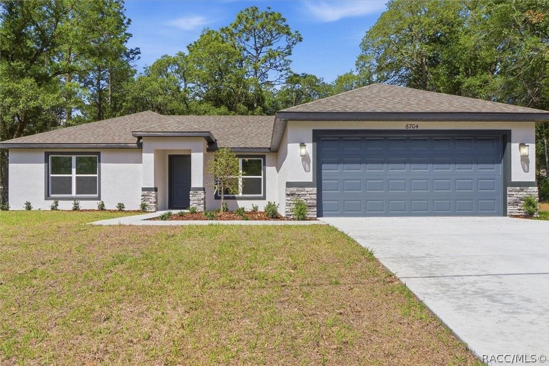 Property Photo:  6704 N Foxdale Drive  FL 34434 