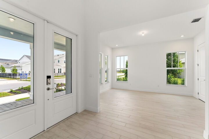 Property Photo: 785 SW Prairie Avenue FL 34990
