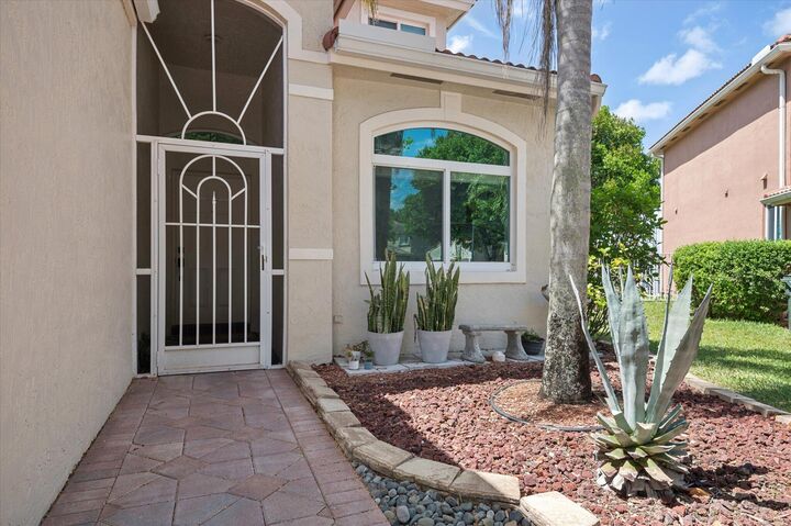 Property Photo:  4687 Waycross Drive  FL 33073 