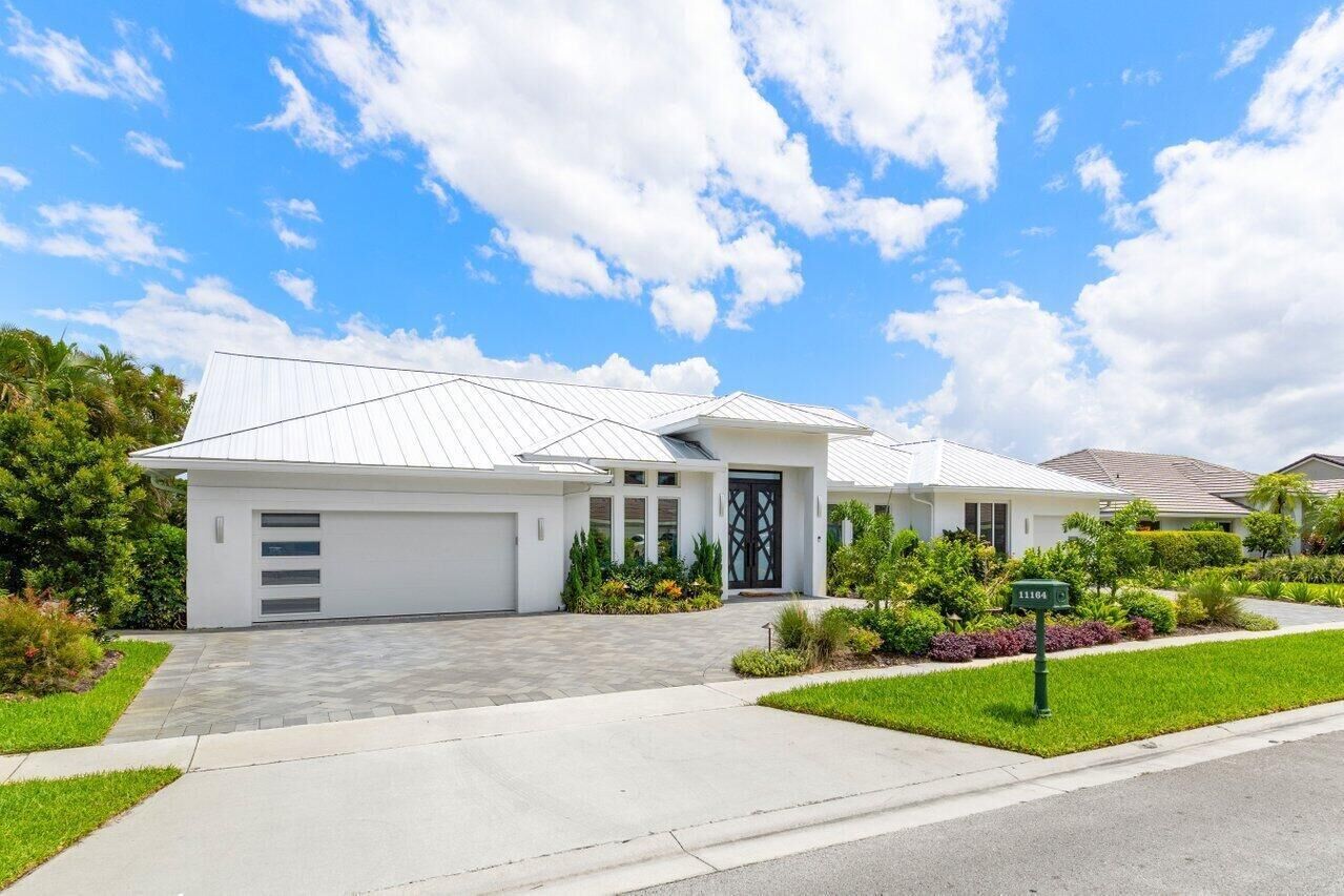Property Photo:  11164 Boca Woods Lane  FL 33428 