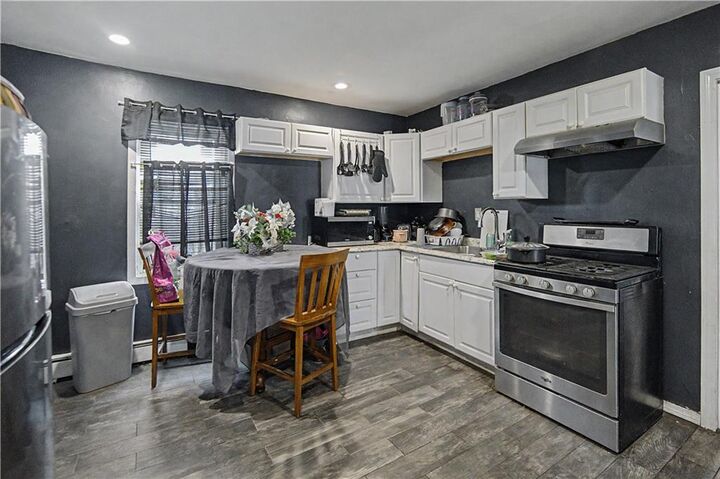 Property Photo:  1 Hale Street  RI 02909 
