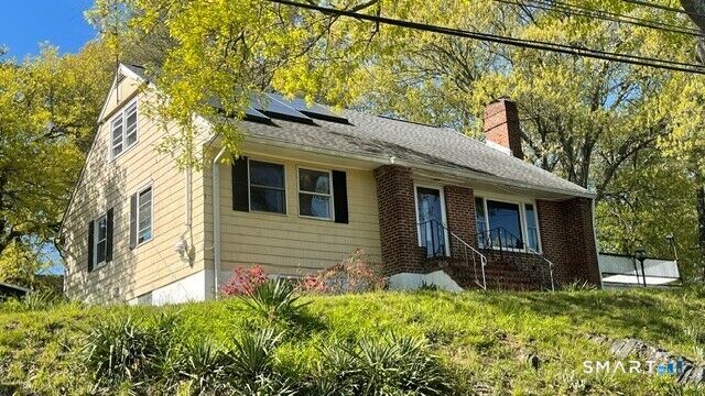 Property Photo:  310 Douglas Street  CT 06606 