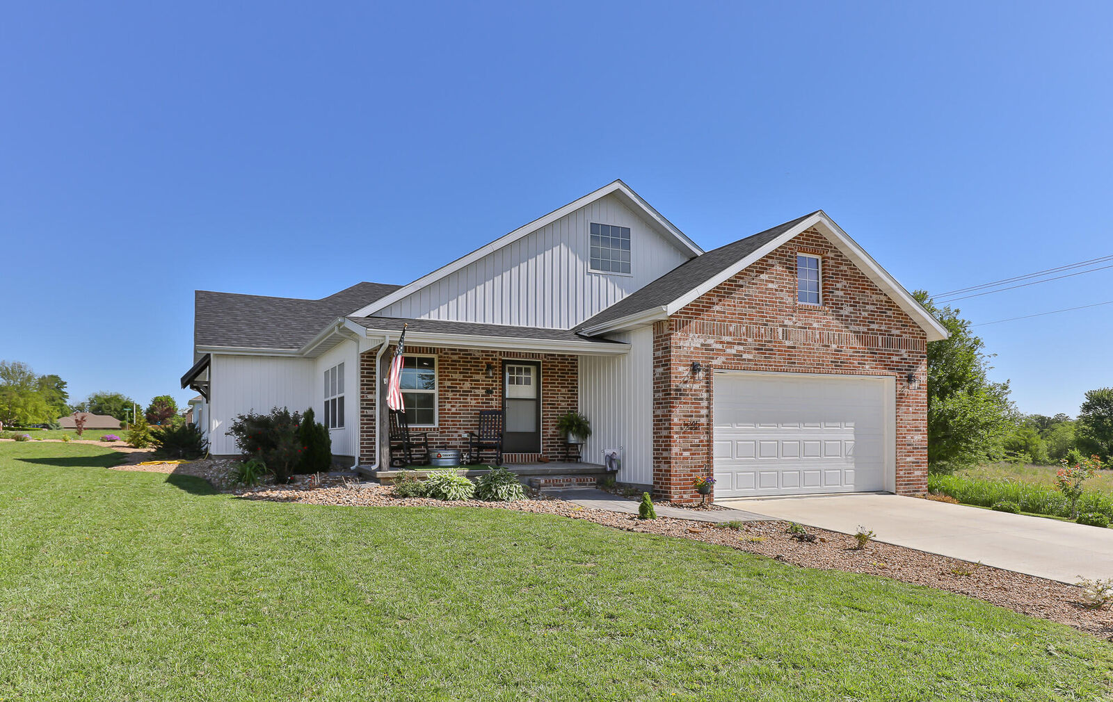 Property Photo:  1245 E Keeling Place  MO 65613 