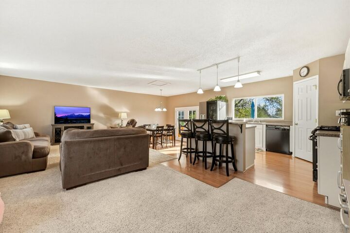 Property Photo:  703 Circle Drive  WY 82834 