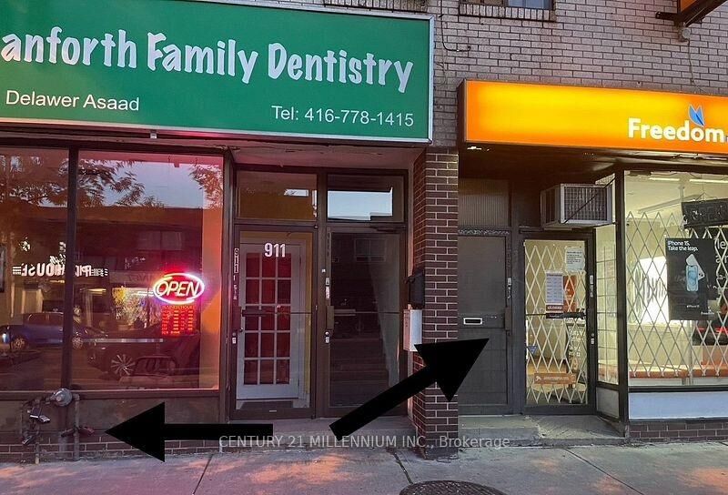Property Photo:  909A Danforth Avenue  ON M4J 1L8 
