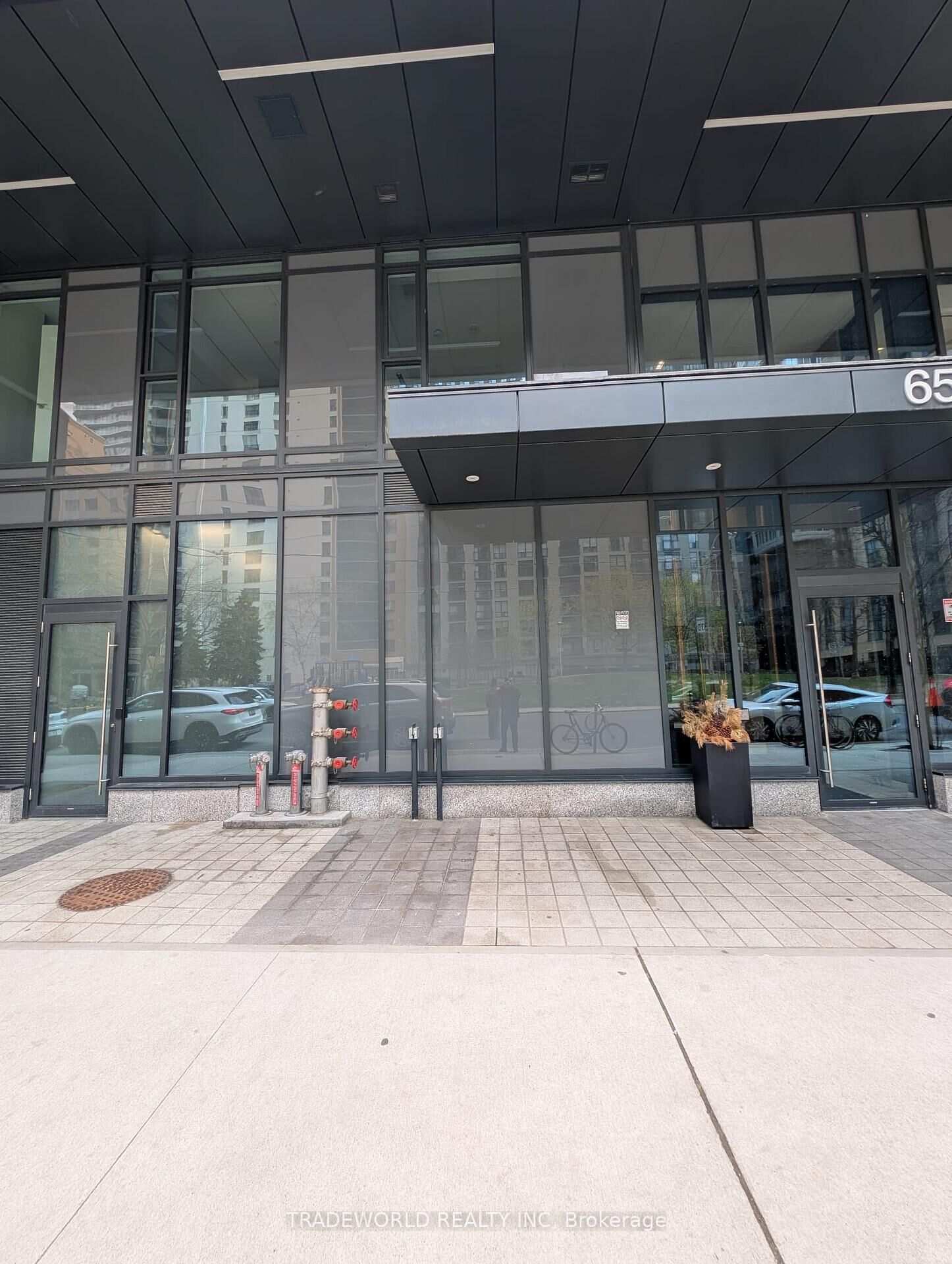 Property Photo:  65 Mutual Street 906  ON M5B 0E5 