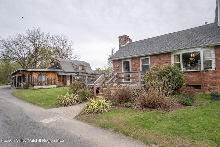 Property Photo:  294 Glasco  NY 12477 
